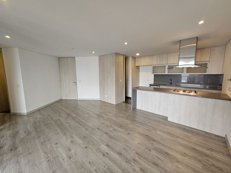 Apartamento en arriendo ubicado en Medellín, sector Altos del Poblado