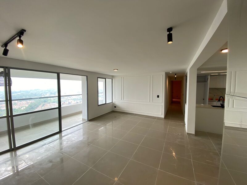 Apartamento en arriendo ubicado en Medellín, sector Loma de los Bernal