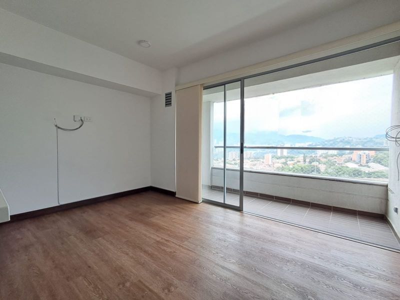 Apartamento en arriendo con balcon en Toledo, La Estrella