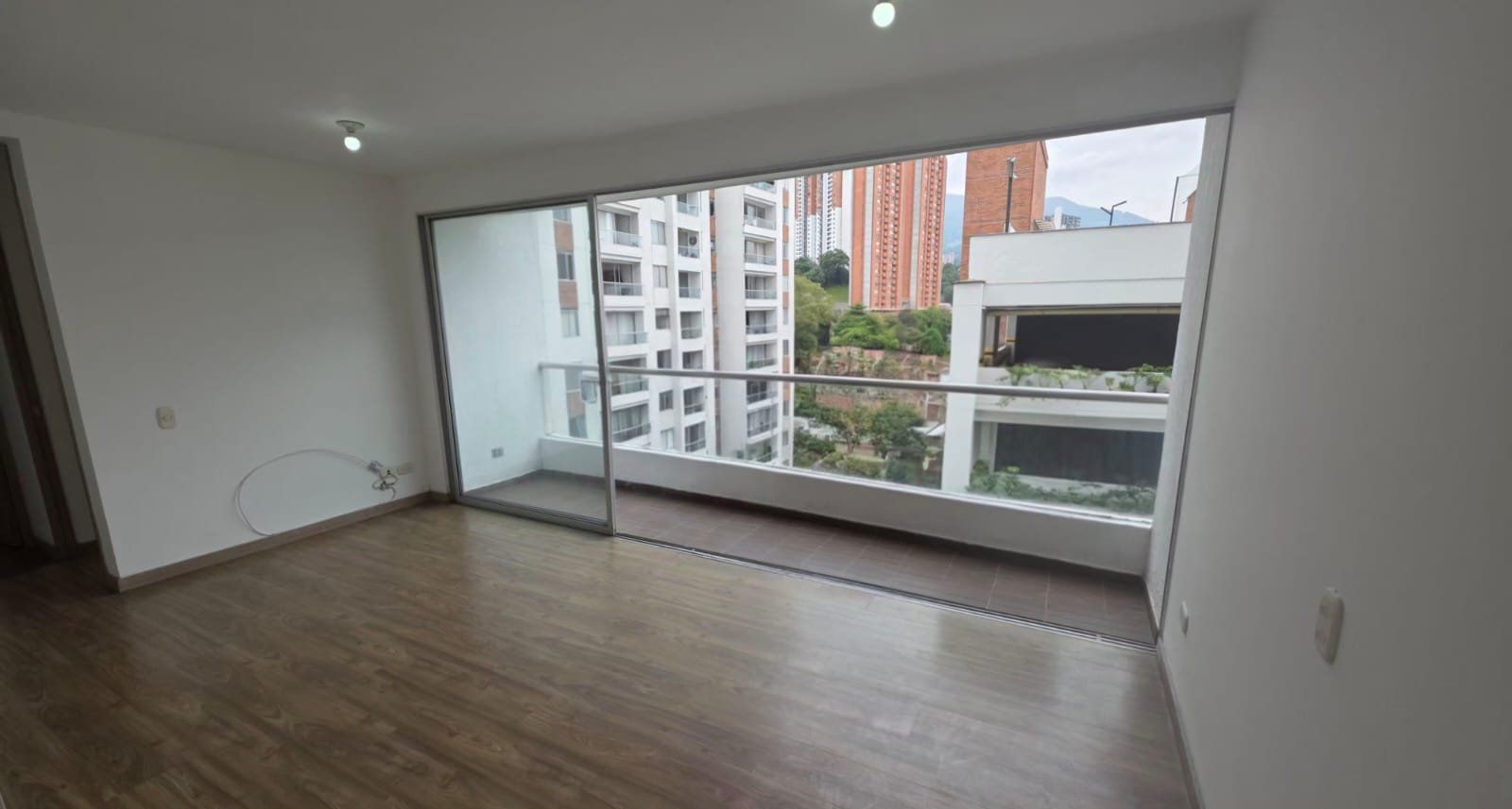 APARTAMENTO EN ARRIENDO UBICADO EN SABANETA SECTOR PRADOS DE SABANETA