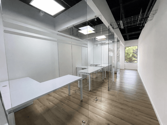 OFICINA EN ARRIENDO UBICADA EN MEDELLÍN SECTOR EL POBLADO